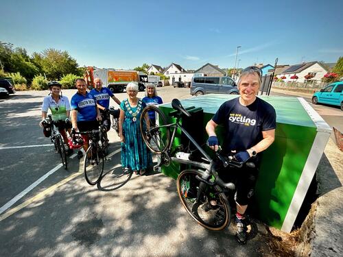 Bike maintenance point available free to cyclists in Bovey Tracey image 1